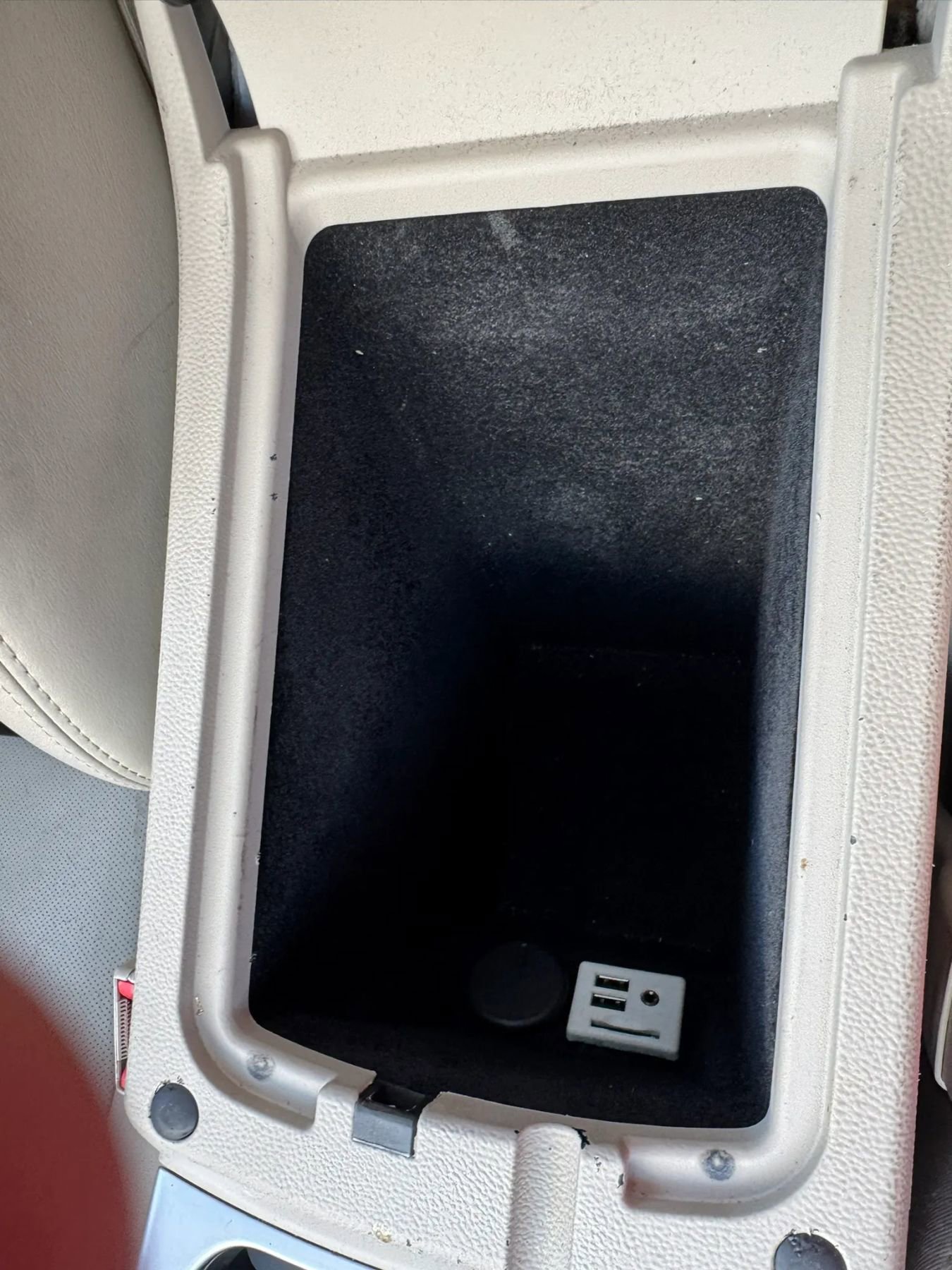 Used 2014 Cadillac SRX Performance w/ Driver Awareness Package image 31