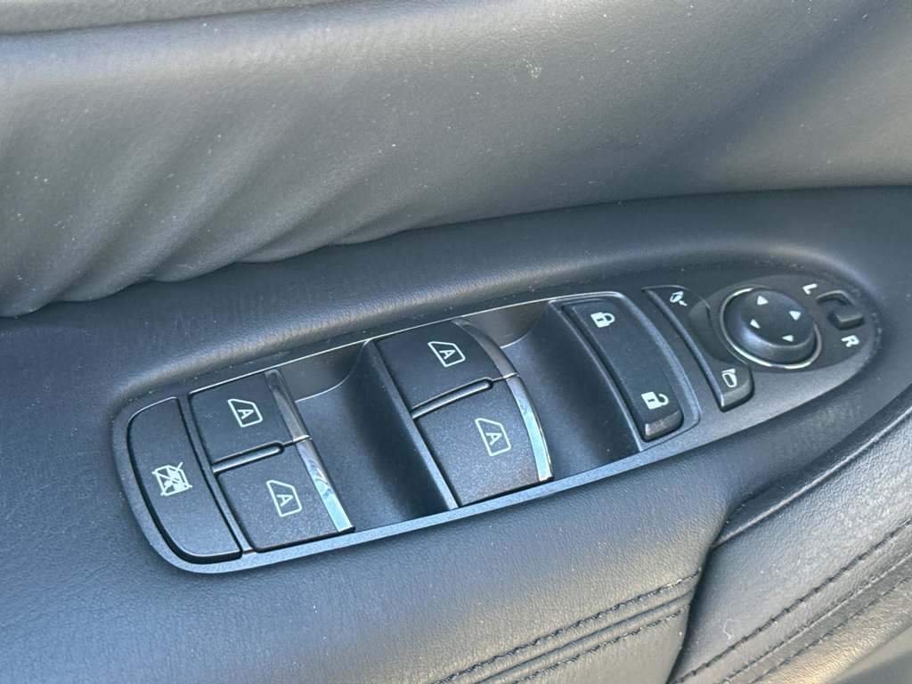 Certified 2024 Nissan Armada SL AWD/4WD image 10