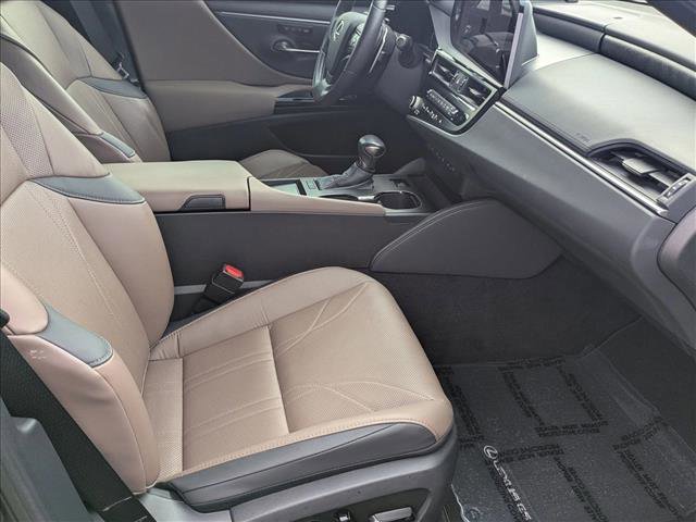 Used 2024 Lexus ES 350 w/ Luxury Package image 20
