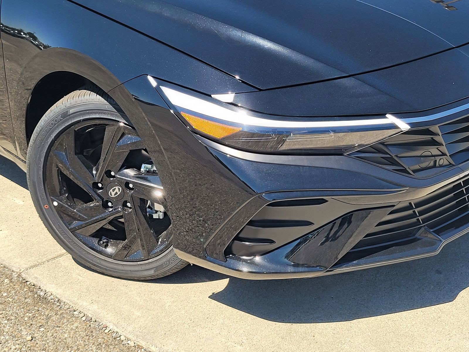 New 2026 Hyundai Elantra SEL Sport Premium FWD image 6