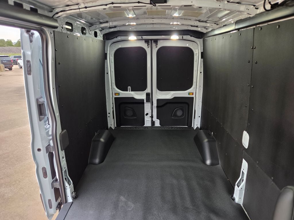 New 2026 Ford Transit 250 148 Medium Roof w/ Load Area Protection Package RWD image 13