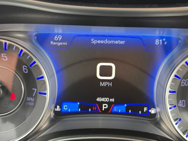 Used 2019 Chrysler 300 Touring L w/ Quick Order Package 22F RWD image 24