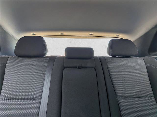 Used 2016 Hyundai Elantra GT w/ Option Group 02 image 16