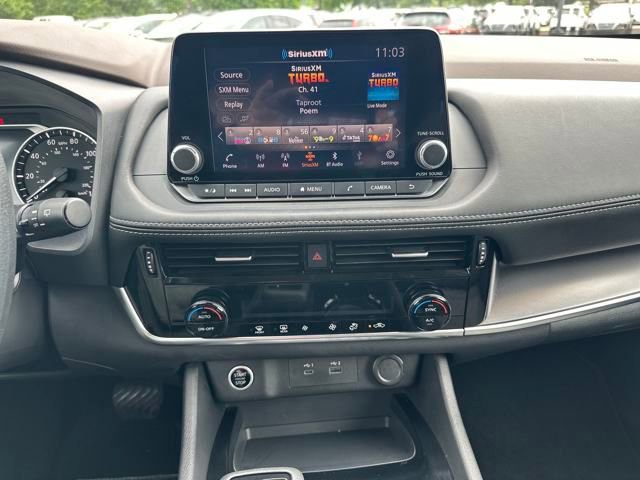 Used 2022 Nissan Rogue SV image 21