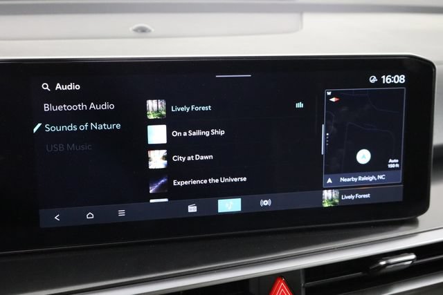Certified 2025 Kia Sorento EX FWD image 32