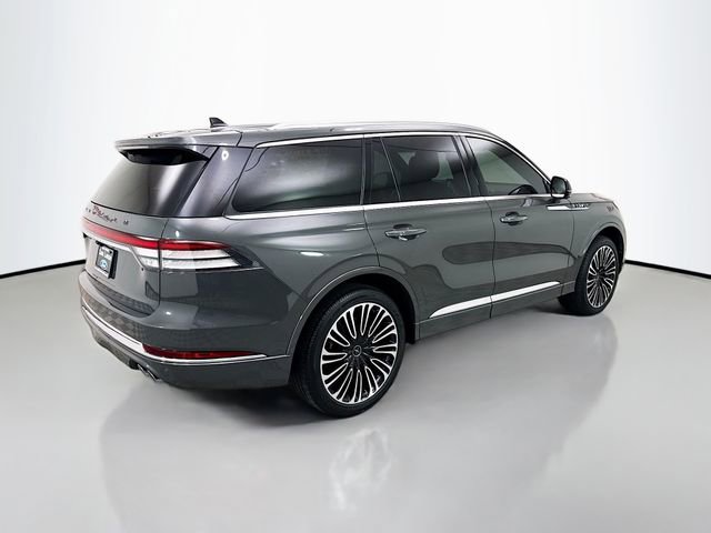 Used 2023 Lincoln Aviator Black Label w/ Dynamic Handling Package image 7
