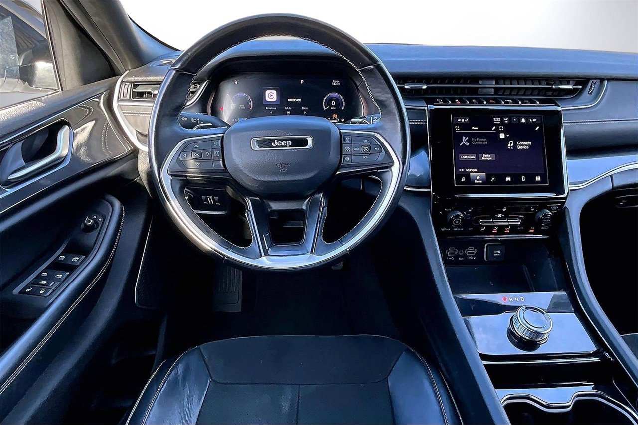 Certified 2022 Jeep Grand Cherokee L Laredo image 10