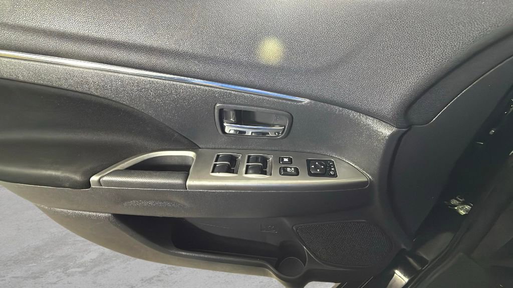Used 2021 Mitsubishi Outlander Sport SE image 41