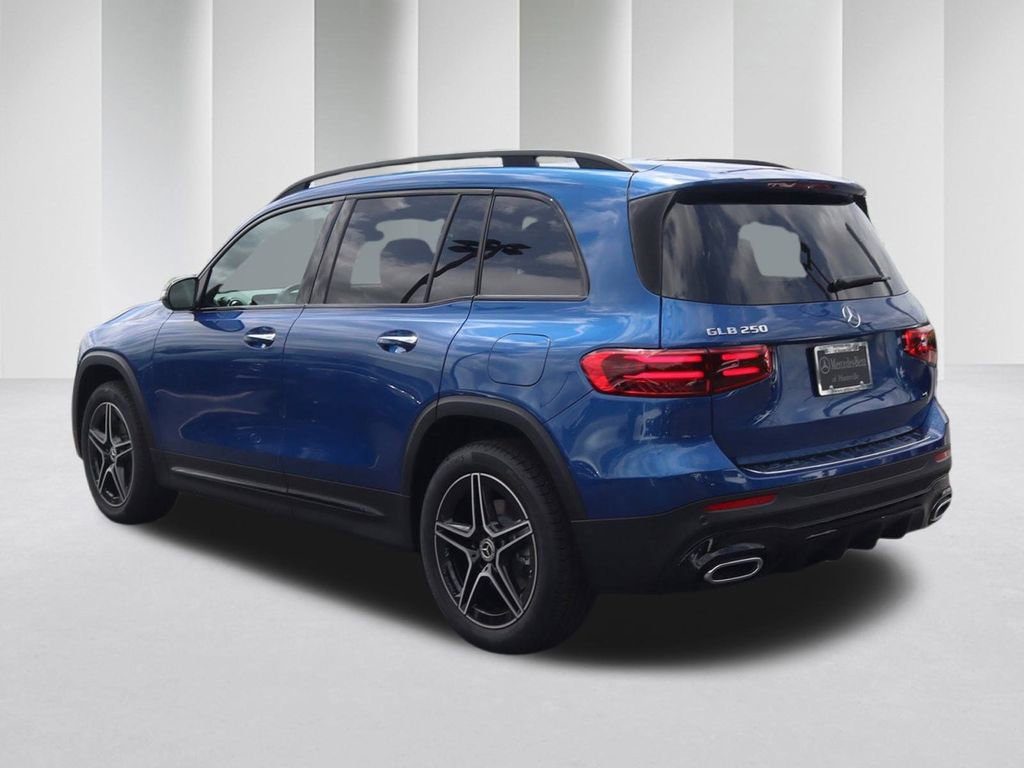 Certified 2024 Mercedes-Benz GLB 250 image 5