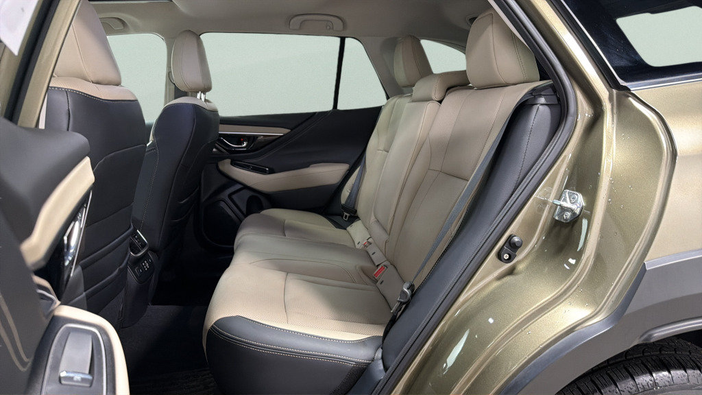 Certified 2024 Subaru Outback Limited AWD/4WD image 34