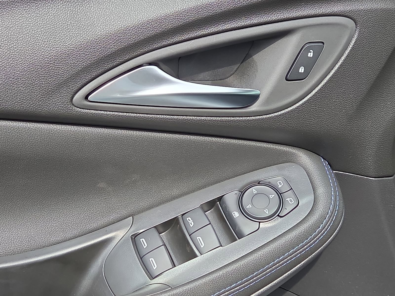 New 2026 Buick Encore GX Sport Touring w/ Advanced Technology Package FWD image 13