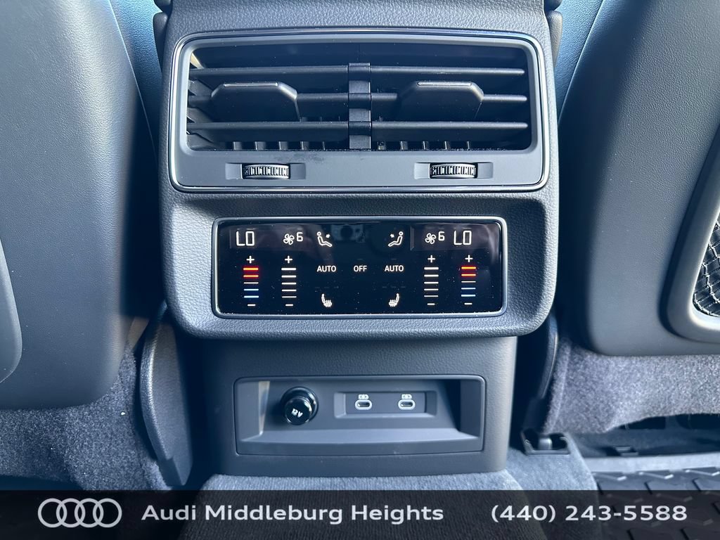Certified 2025 Audi Q7 3.0T Premium Plus w/ Premium Plus Package AWD/4WD image 37