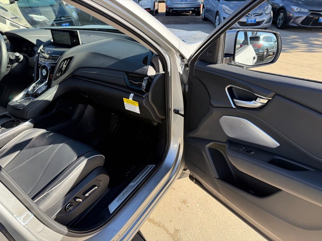 Certified 2025 Acura RDX SH-AWD w/ Advance Package image 22