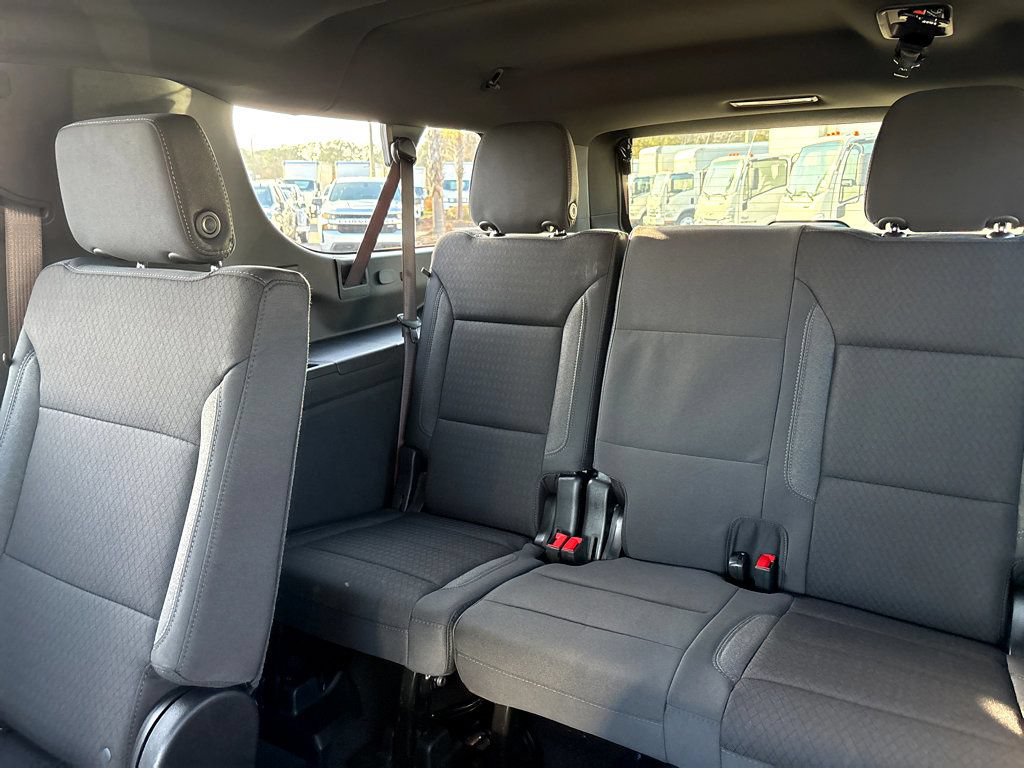 New 2026 Chevrolet Suburban LS RWD image 38