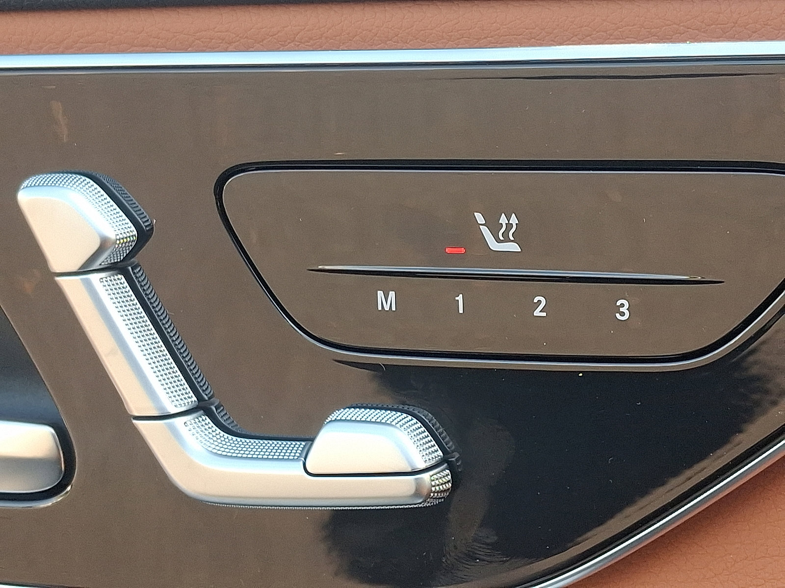 New 2026 Mercedes-Benz GLC 300 4MATIC image 16