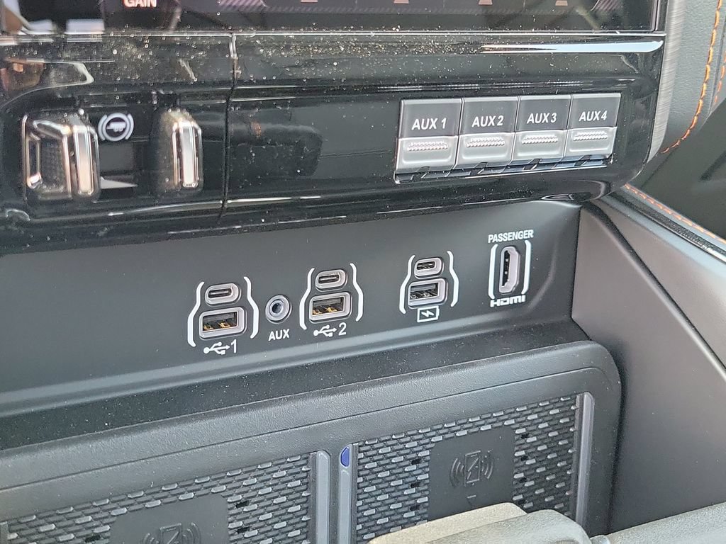 New 2026 RAM 2500 Rebel w/ Rebel Level 2 Equipment Group AWD/4WD image 19