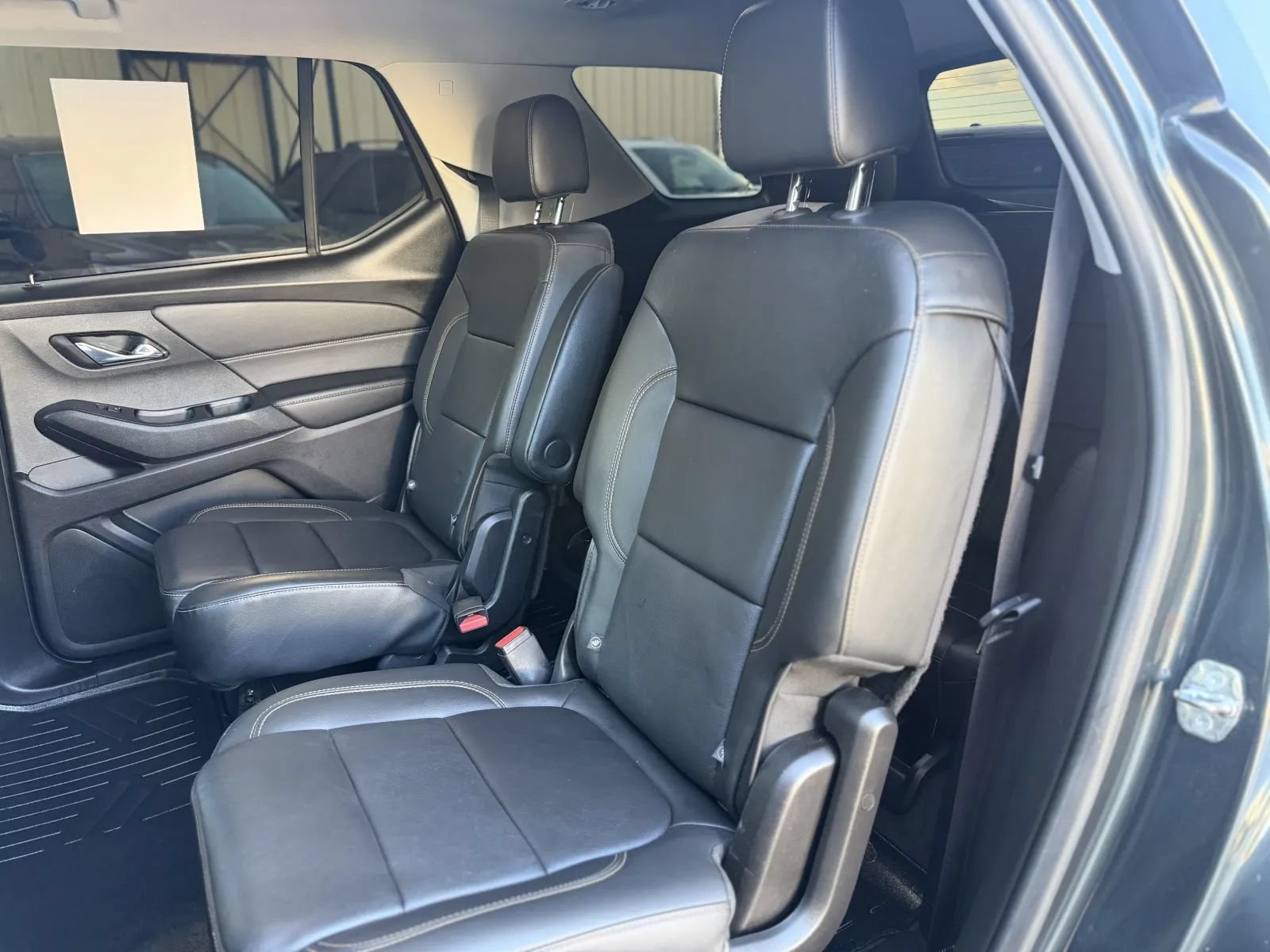 Used 2019 Chevrolet Traverse LT w/ LT Premium Package AWD/4WD image 15