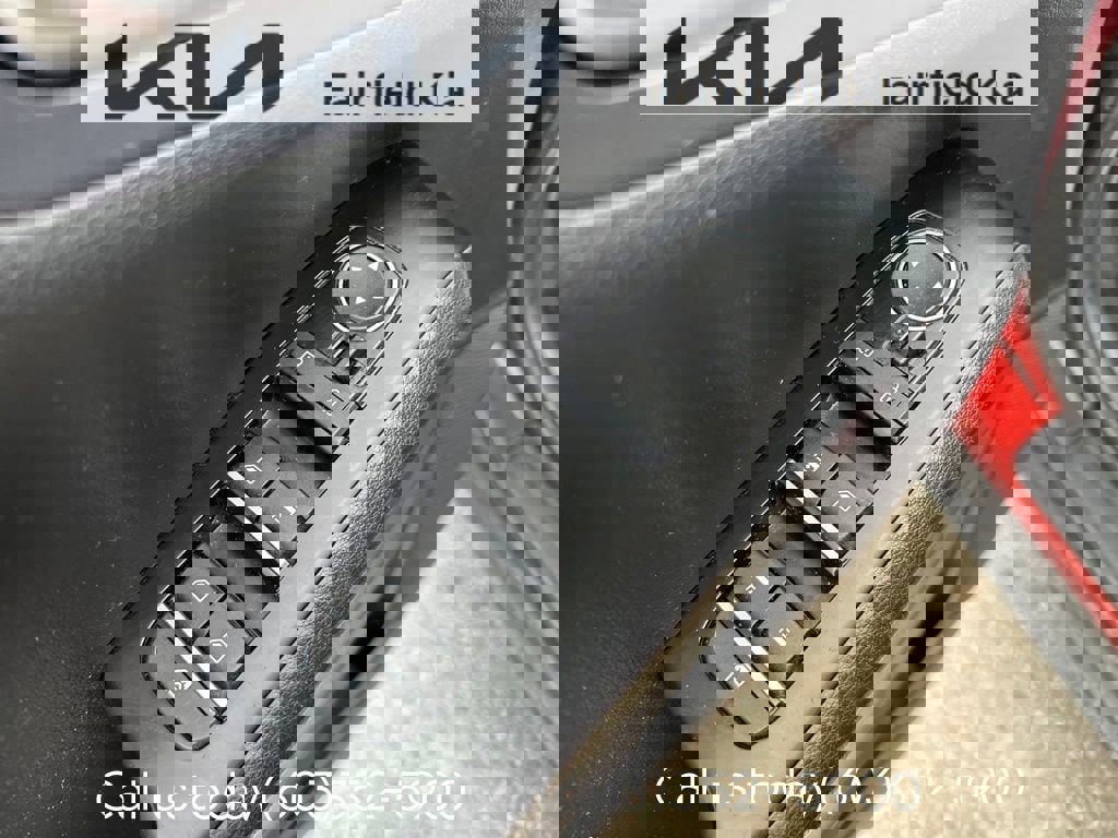 Used 2020 Kia Soul S image 11