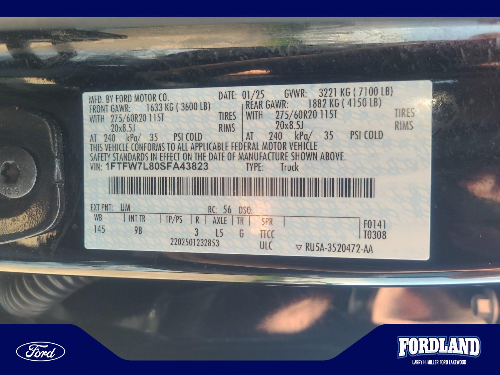 Used 2025 Ford F150 Platinum w/ FX4 Off-Road Package AWD/4WD image 25