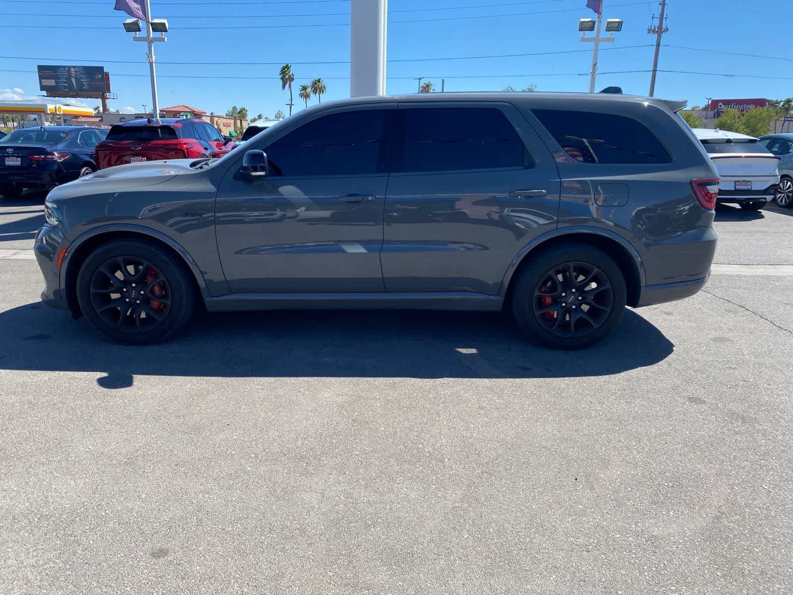 Used 2022 Dodge Durango SRT w/ Technology Group AWD/4WD image 9