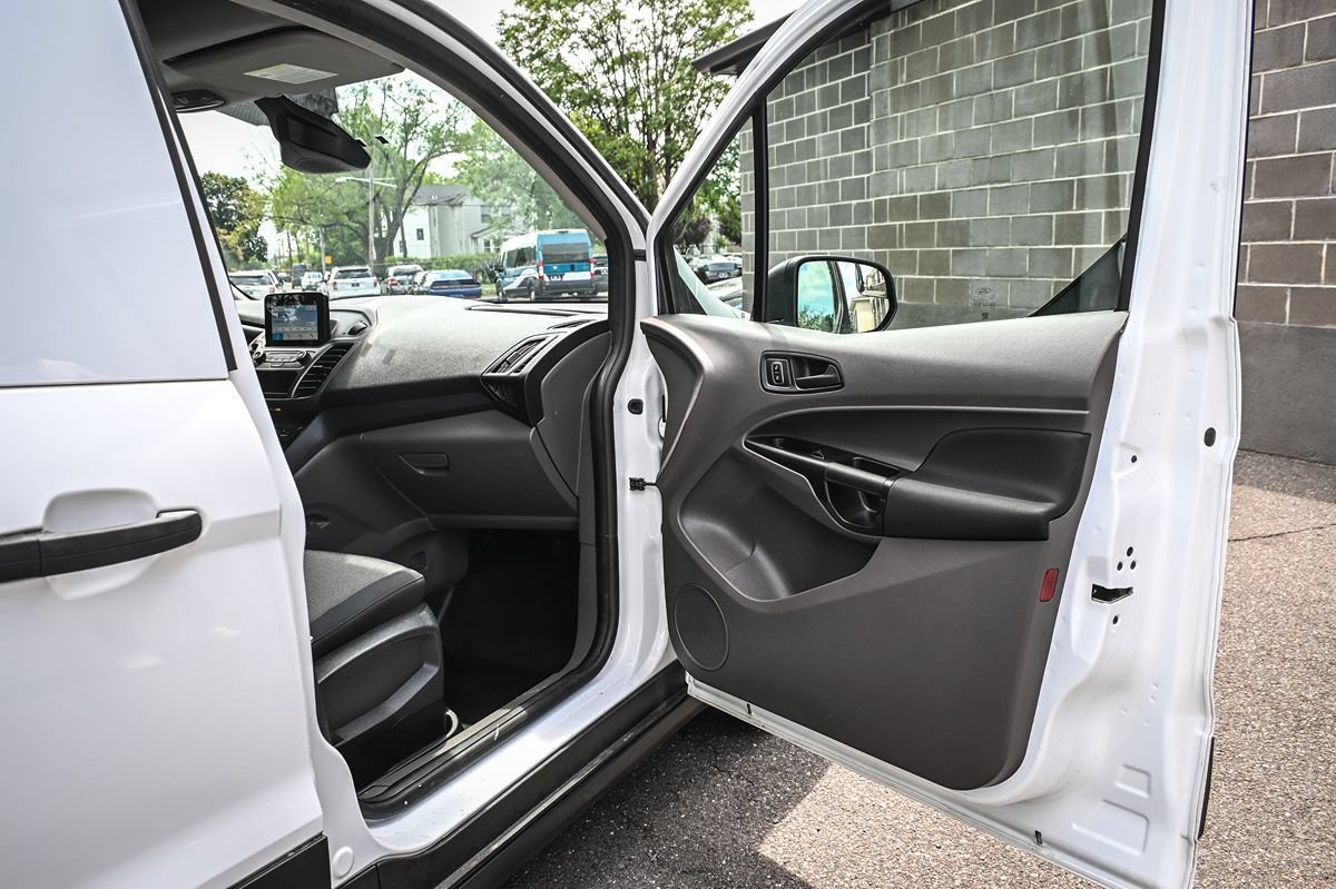 Used 2020 Ford Transit Connect XL FWD image 19
