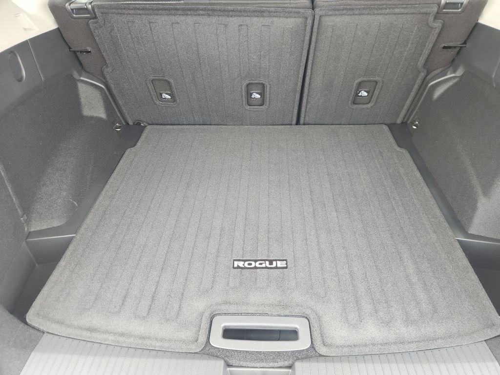 New 2026 Nissan Rogue SV FWD image 21