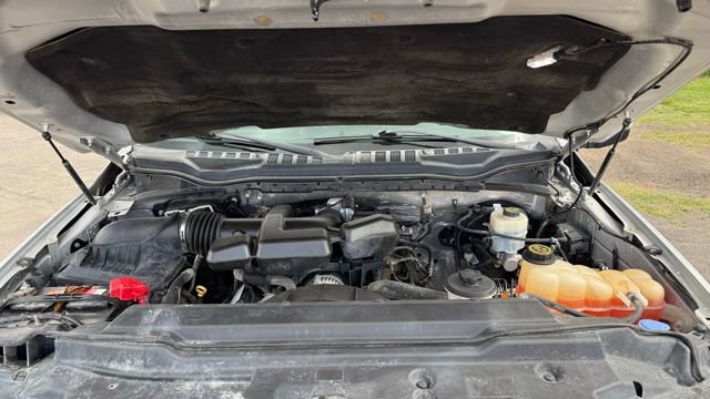 Used 2017 Ford F250 XL w/ Power Equipment Group AWD/4WD image 11