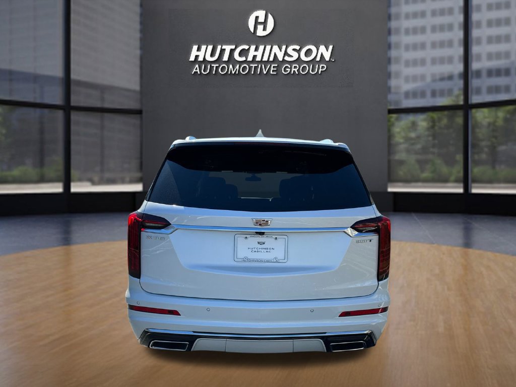 Certified 2025 Cadillac XT6 Luxury FWD image 6