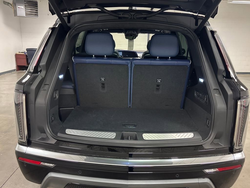 New 2026 Cadillac Vistiq Premium Luxury image 18