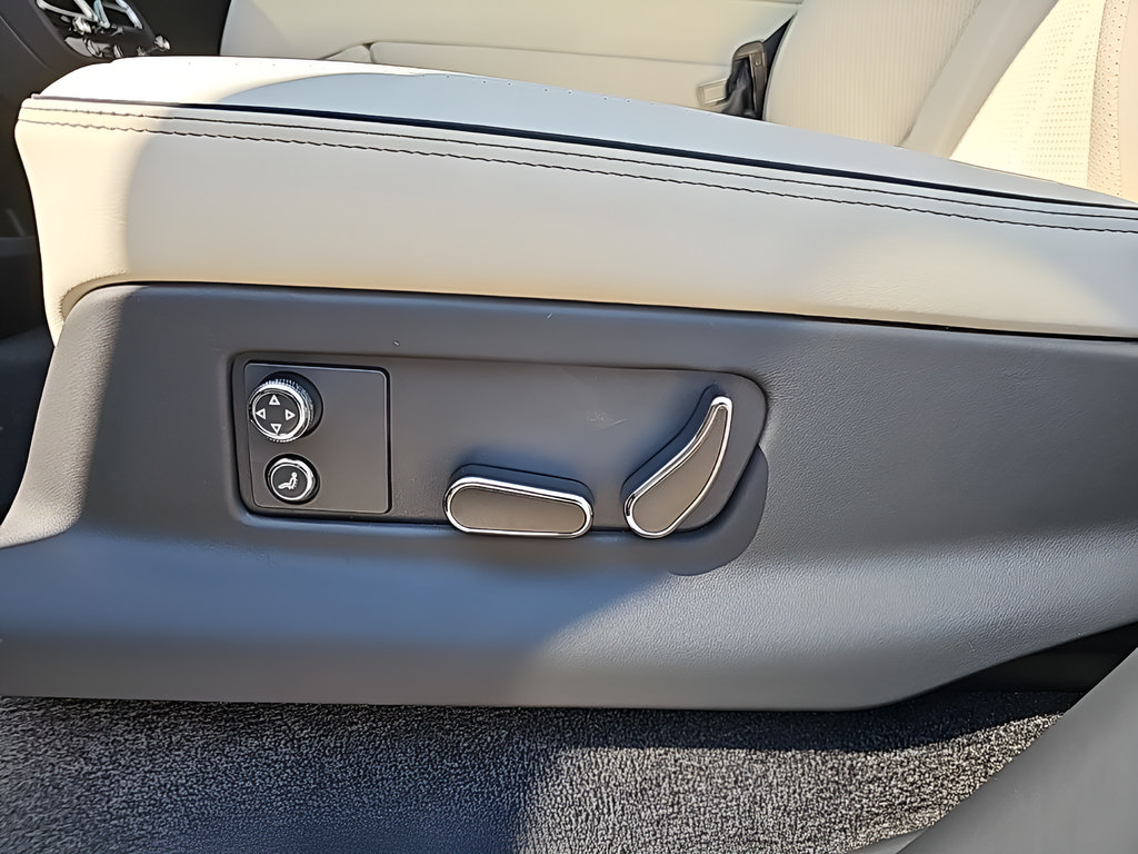 New 2024 Bentley Bentayga Extended Wheelbase AWD/4WD image 30