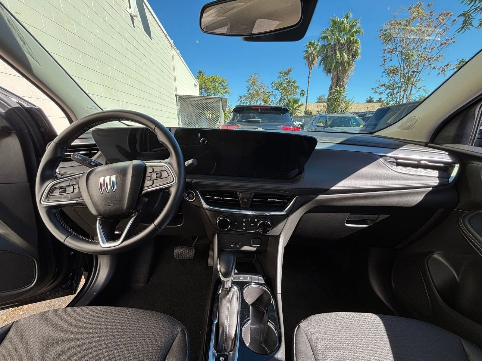 Used 2025 Buick Encore GX Preferred image 33