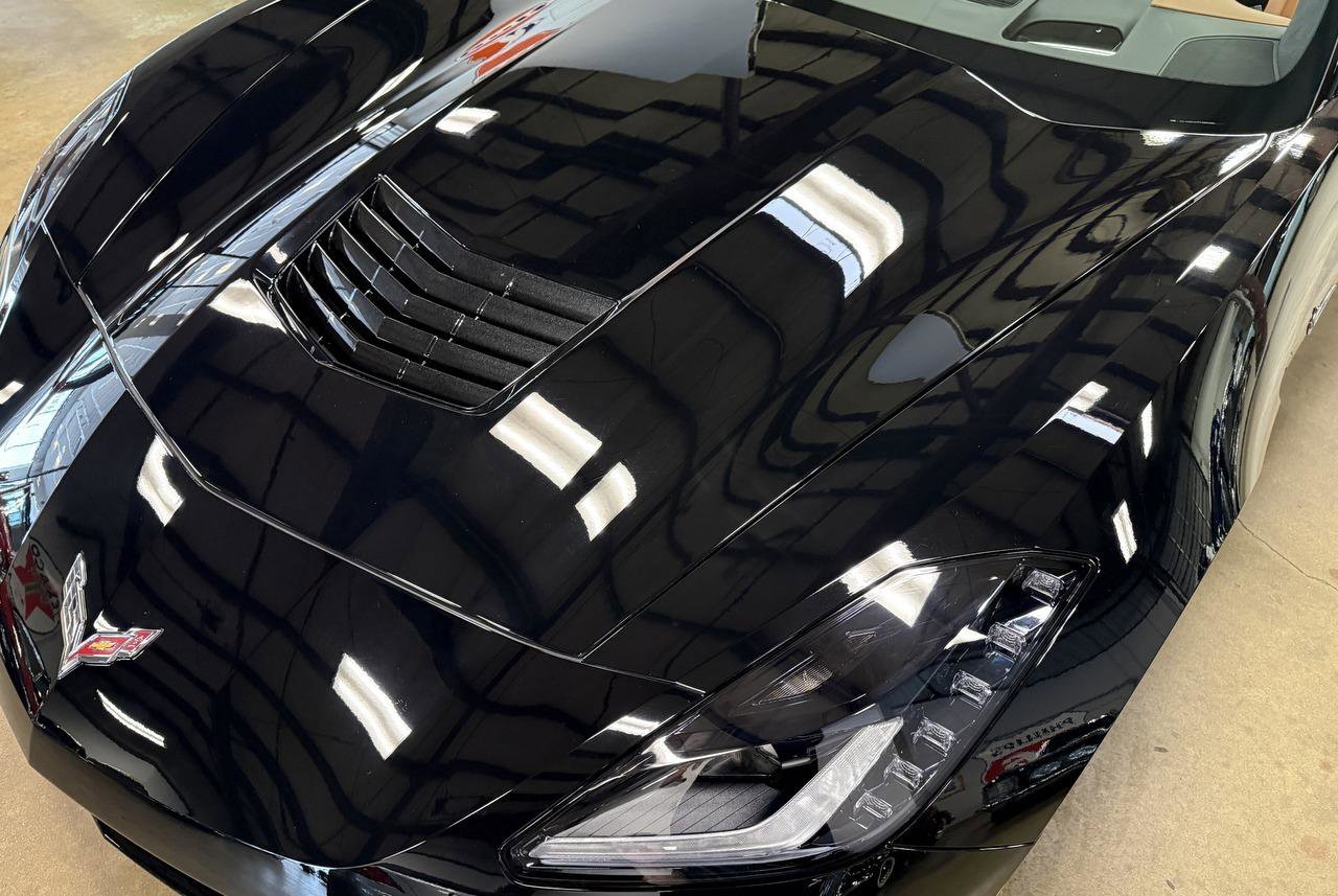 Used 2018 Chevrolet Corvette Stingray Convertible w/ 3LT Preferred Equipment Group image 25