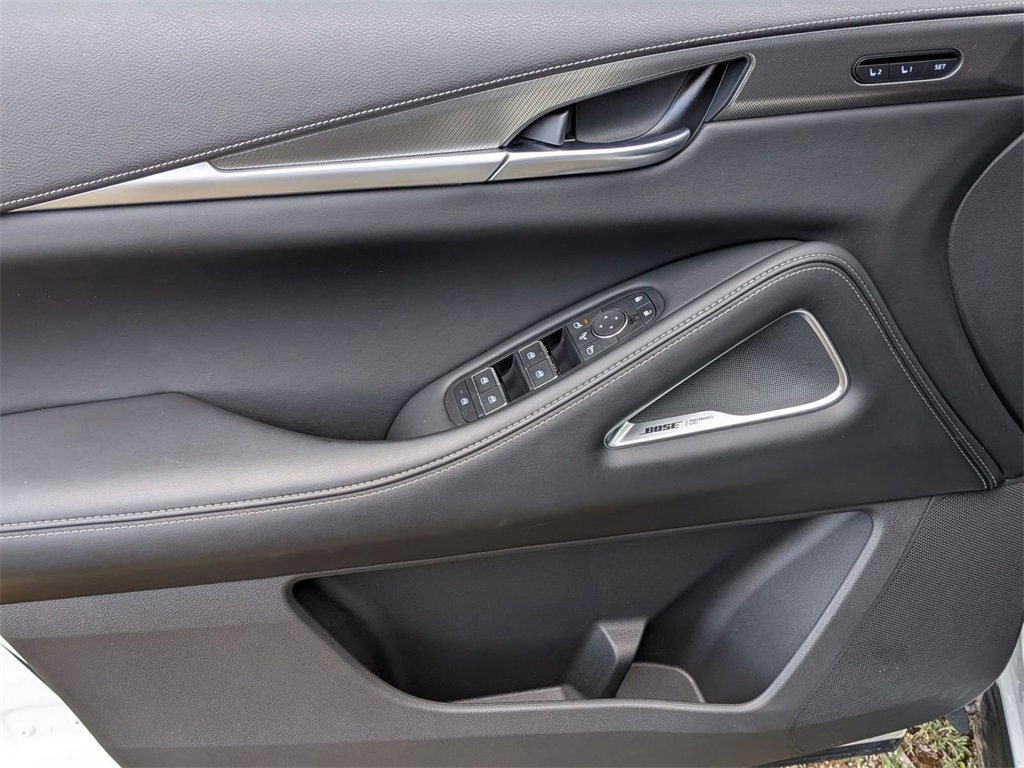 Certified 2025 INFINITI QX60 Luxe image 14