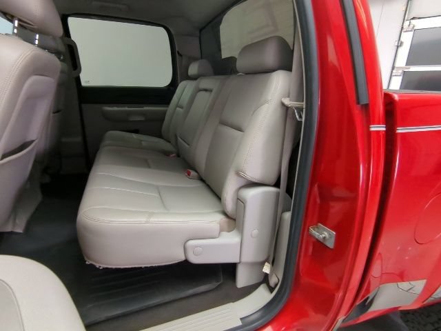 Used 2010 Chevrolet Silverado 2500 LT w/ Interior Plus Package AWD/4WD image 20