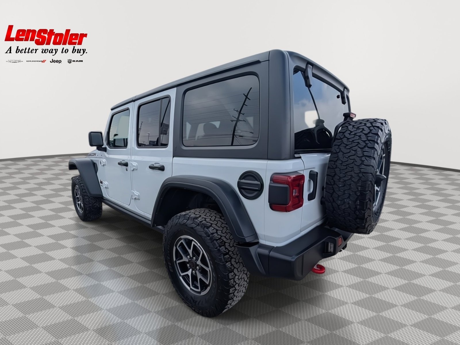 Used 2025 Jeep Wrangler Rubicon image 3