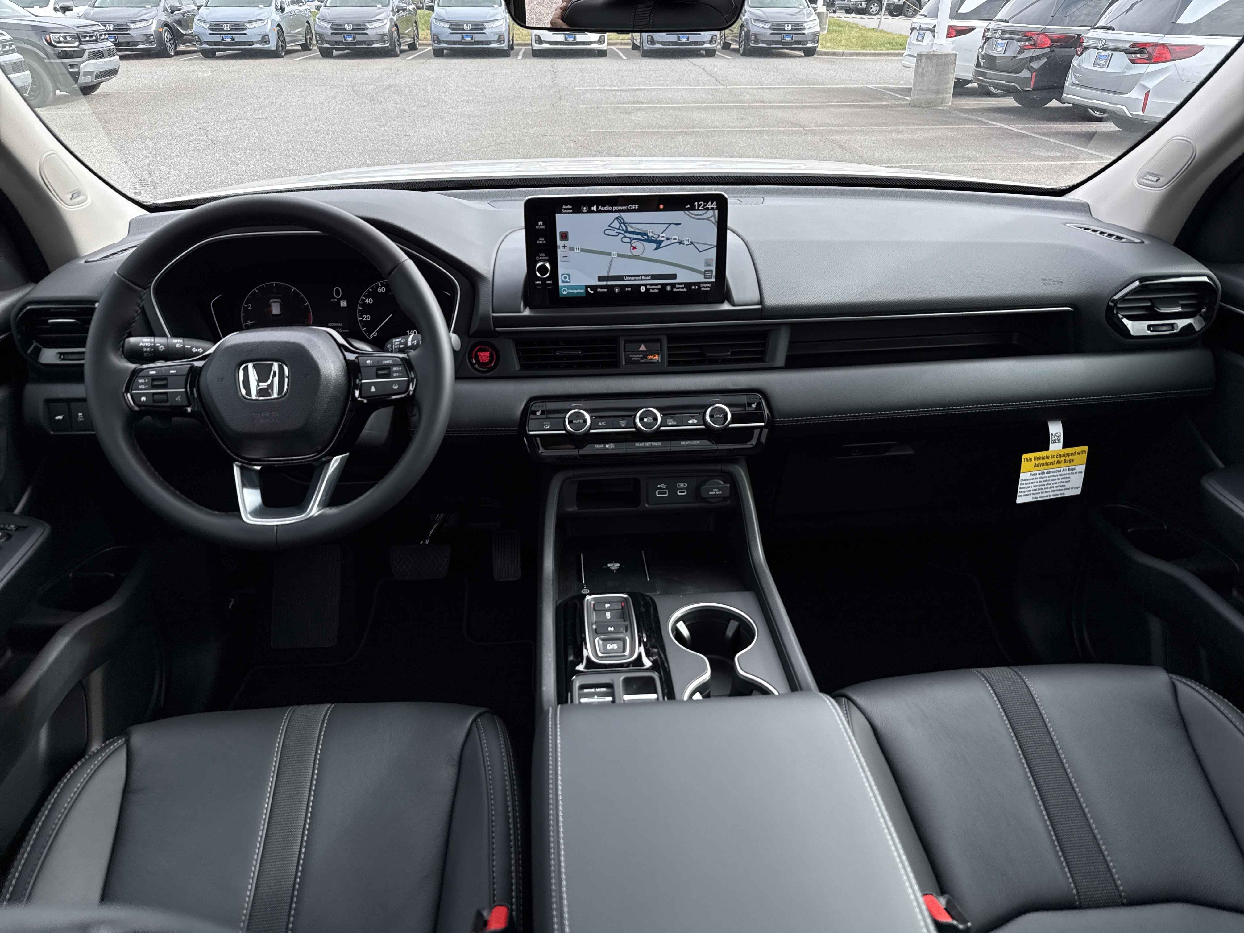 New 2025 Honda Pilot Touring image 21