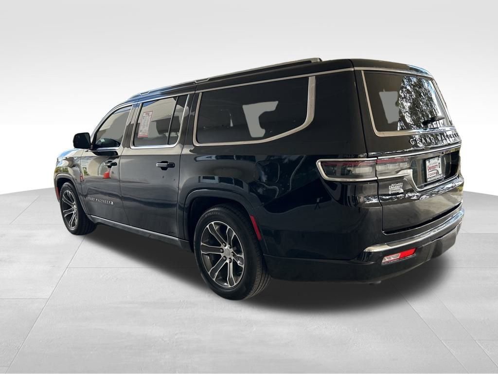 Used 2024 Jeep Grand Wagoneer L 4WD image 4