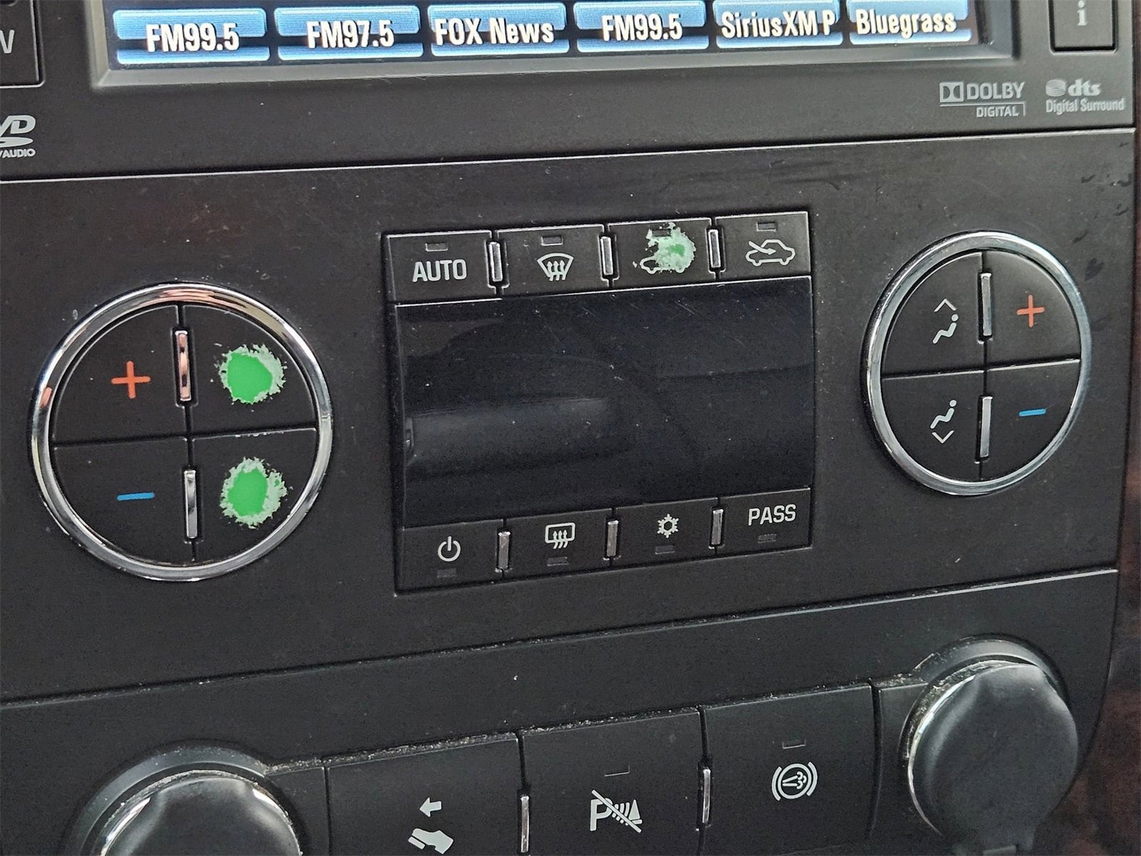 Used 2014 GMC Sierra 3500 Denali image 18