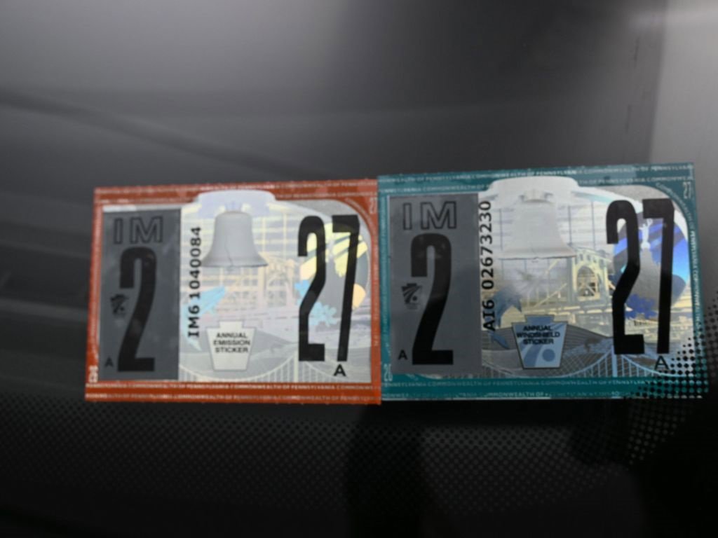 Used 2023 Volkswagen Taos S image 9