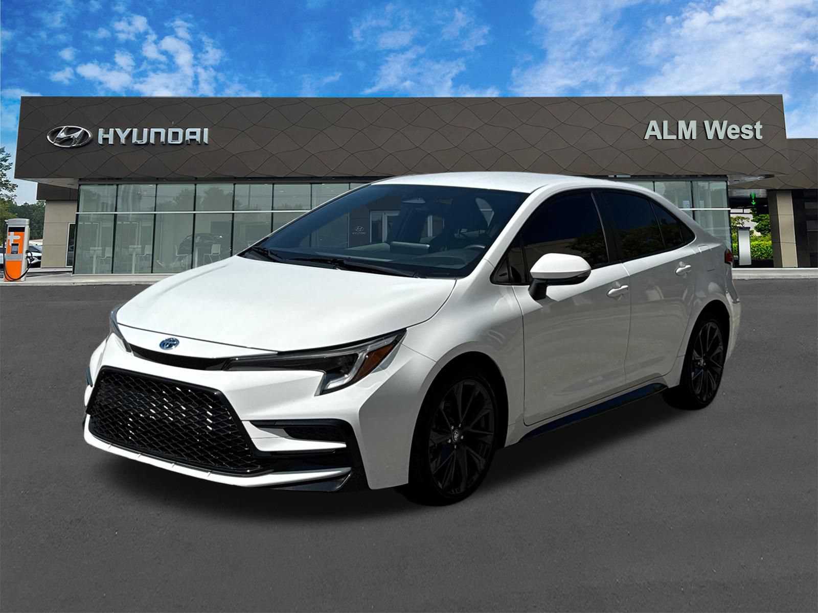 Used 2025 Toyota Corolla SE w/ Convenience Package