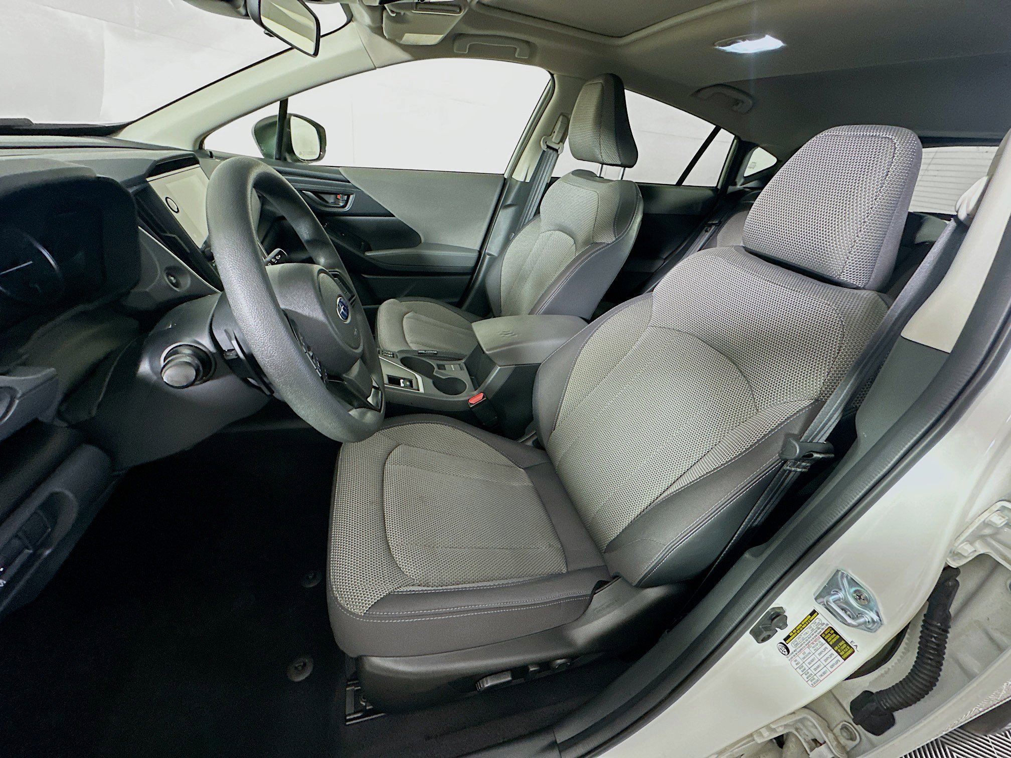 Used 2024 Subaru Crosstrek 2.0i Premium image 13