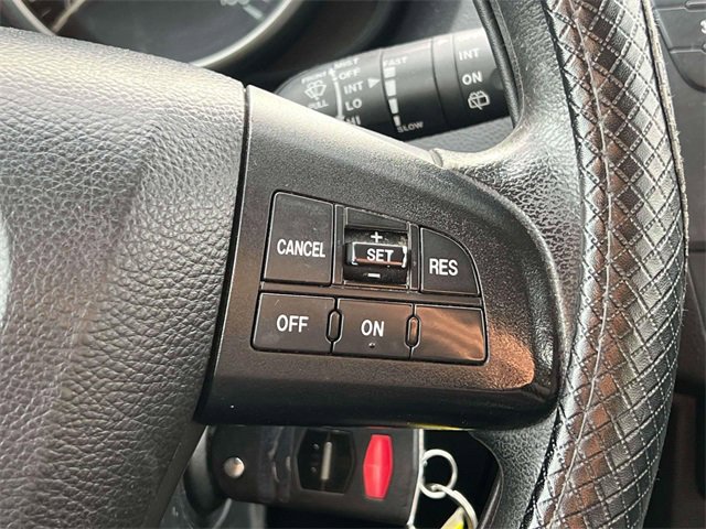 Used 2013 MAZDA MAZDA5 Sport image 21