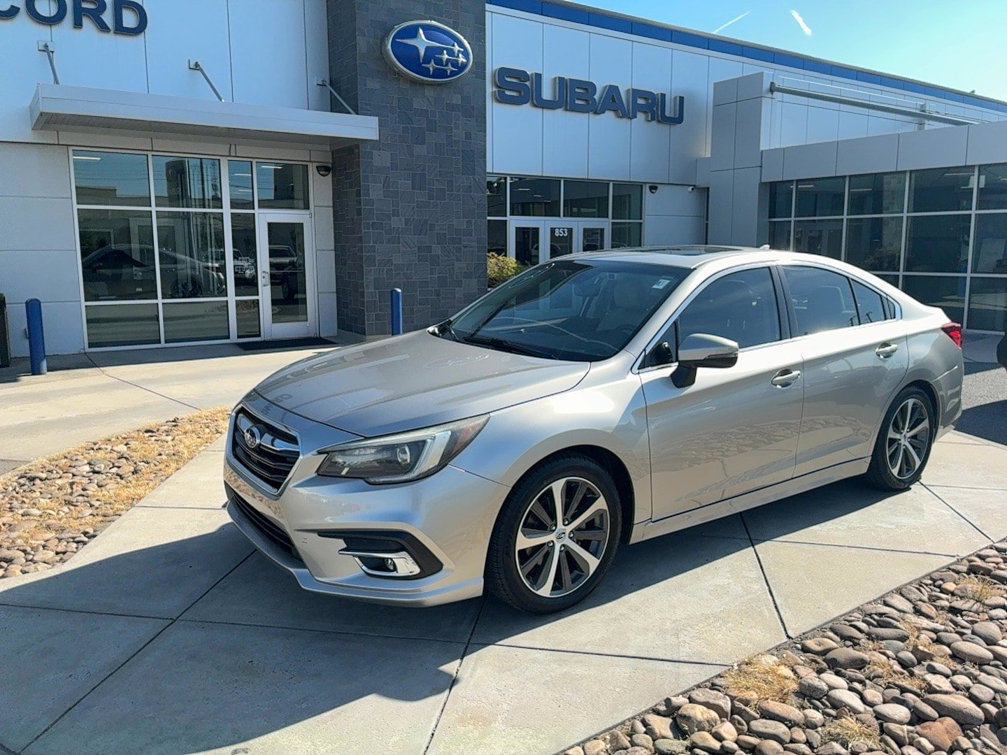 Used 2019 Subaru Legacy 2.5i Limited AWD/4WD image 2