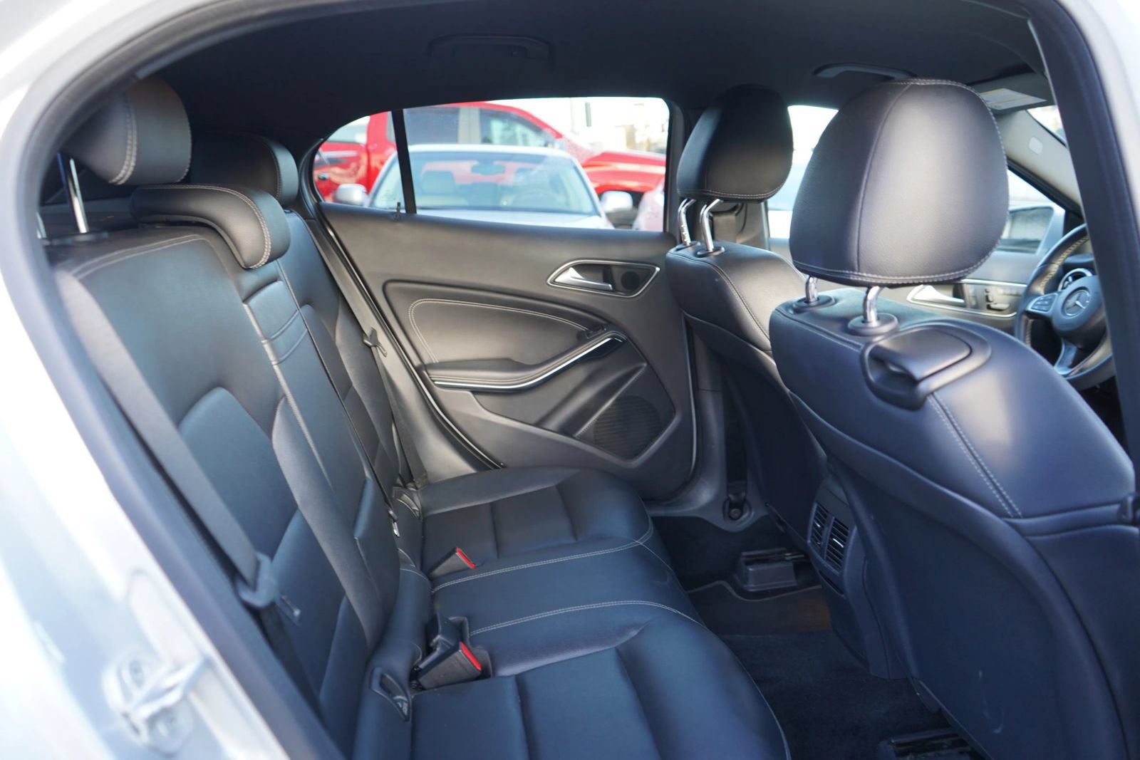 Used 2016 Mercedes-Benz GLA 250 image 17