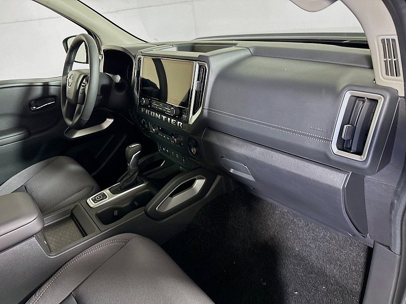 New 2026 Nissan Frontier SV w/ All-Weather Content Package AWD/4WD image 27