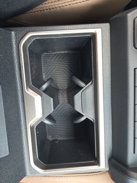 Used 2025 Toyota 4Runner Limited AWD/4WD image 27
