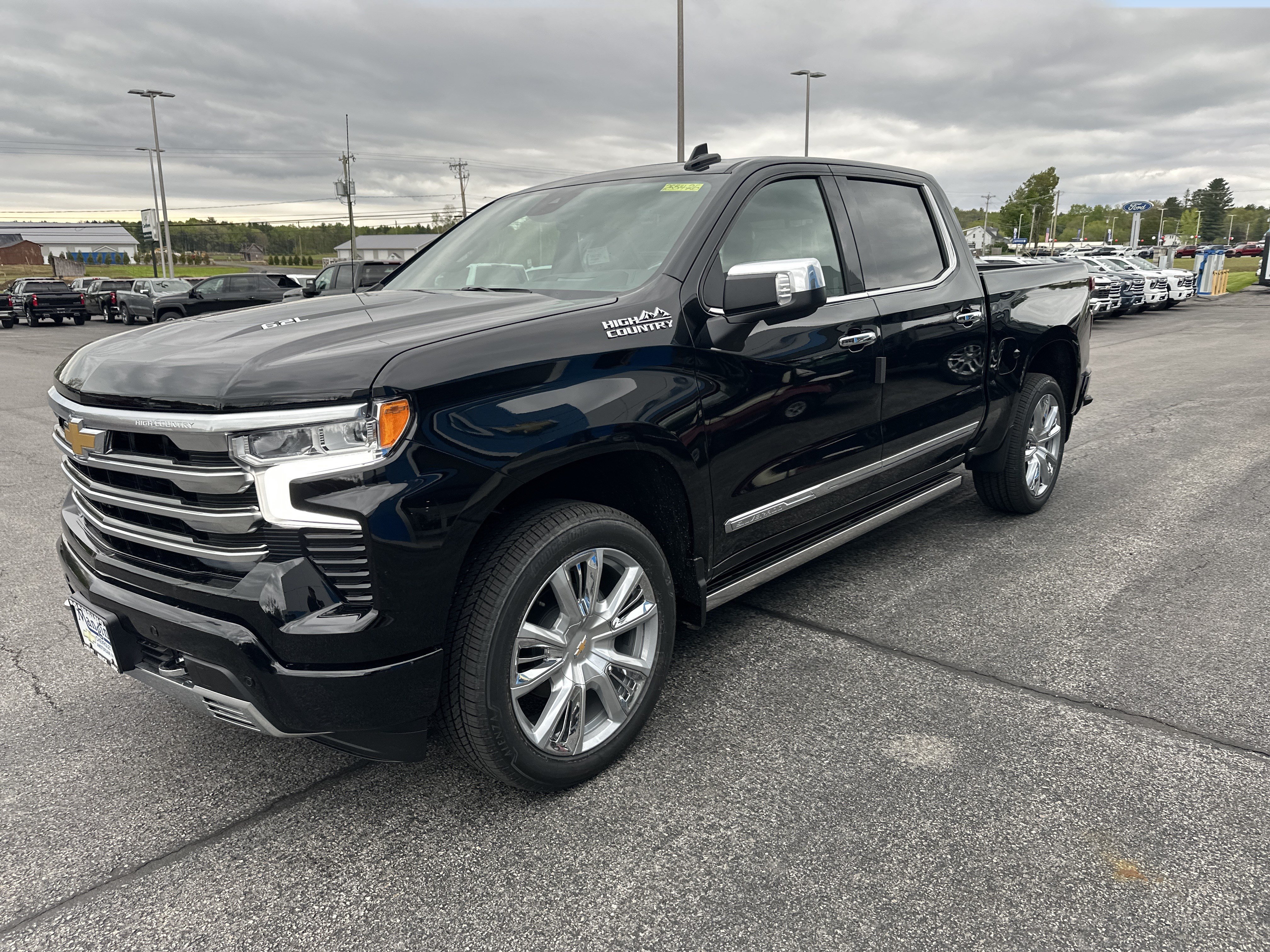 New 2026 Chevrolet Silverado 1500 High Country AWD/4WD image 3