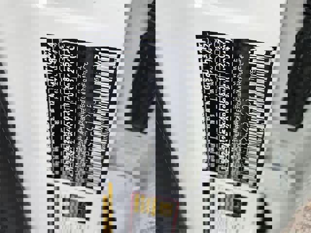 Used 2025 Mercedes-Benz GLC 300 GLC 300 image 35