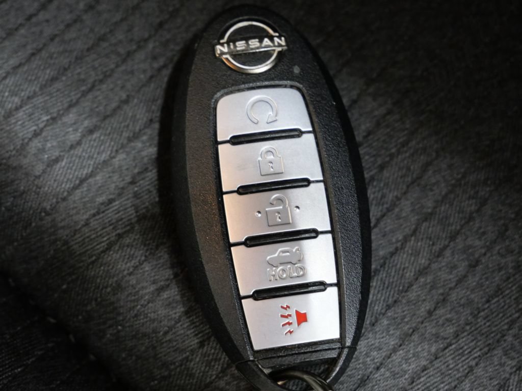 Used 2025 Nissan Altima 2.5 SV FWD image 25
