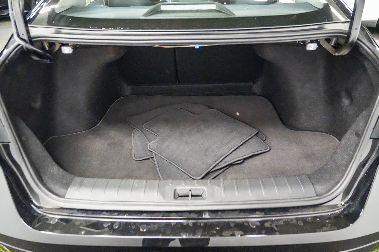 Used 2026 Nissan Sentra SR w/ Floor Mat Package FWD image 26
